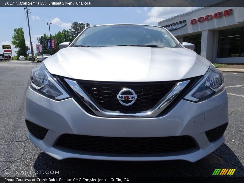Brilliant Silver / Charcoal 2017 Nissan Sentra SV
