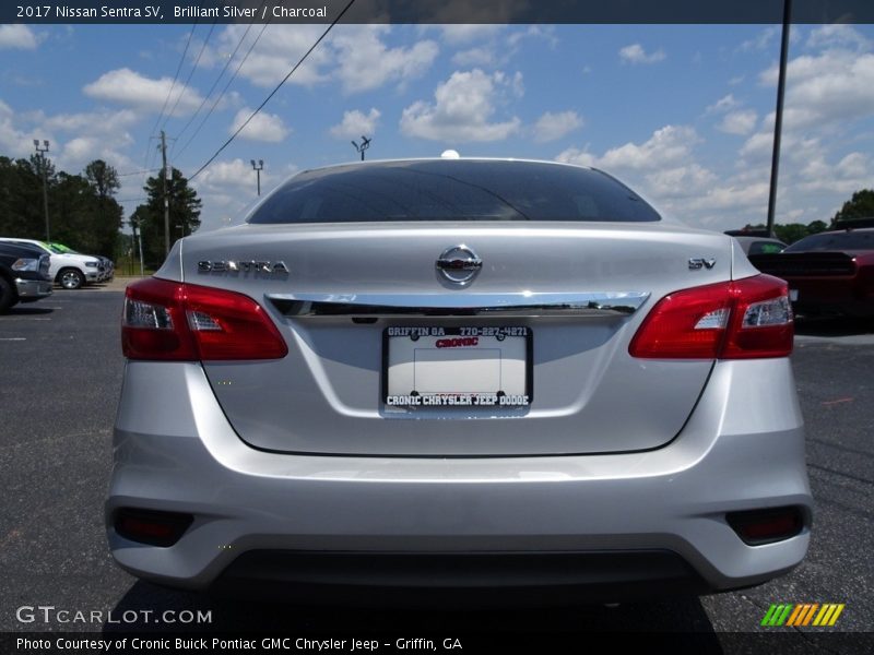Brilliant Silver / Charcoal 2017 Nissan Sentra SV