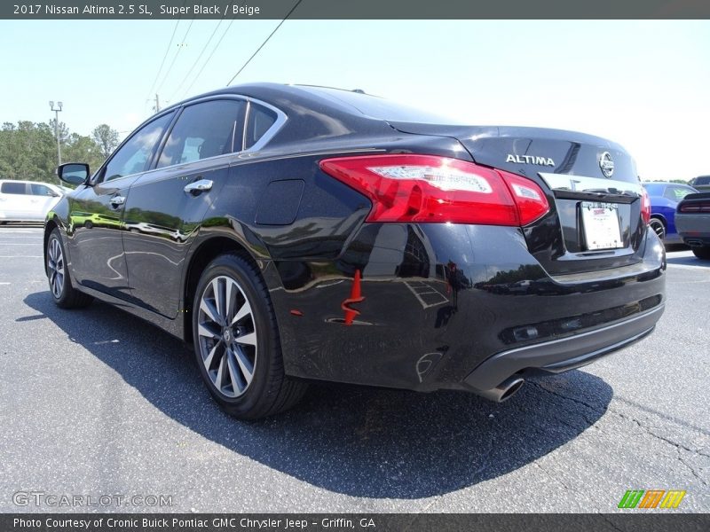 Super Black / Beige 2017 Nissan Altima 2.5 SL