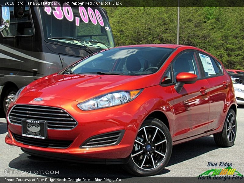 Hot Pepper Red / Charcoal Black 2018 Ford Fiesta SE Hatchback