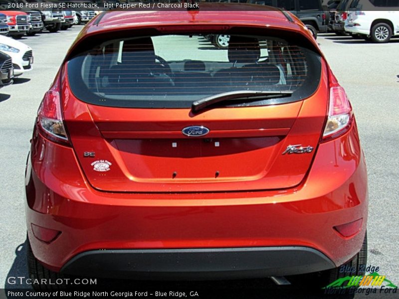 Hot Pepper Red / Charcoal Black 2018 Ford Fiesta SE Hatchback