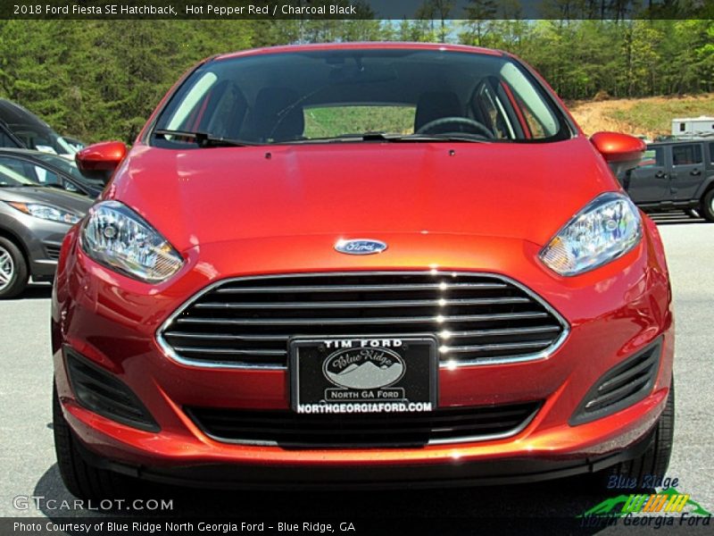 Hot Pepper Red / Charcoal Black 2018 Ford Fiesta SE Hatchback