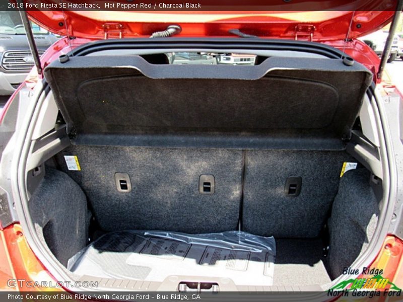 Hot Pepper Red / Charcoal Black 2018 Ford Fiesta SE Hatchback