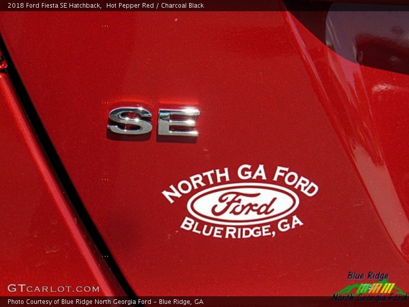 Hot Pepper Red / Charcoal Black 2018 Ford Fiesta SE Hatchback