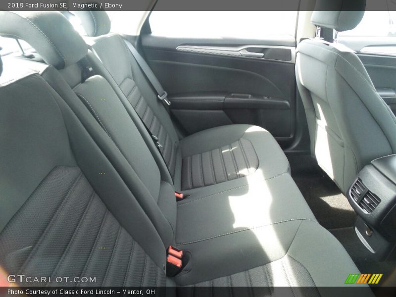 Magnetic / Ebony 2018 Ford Fusion SE