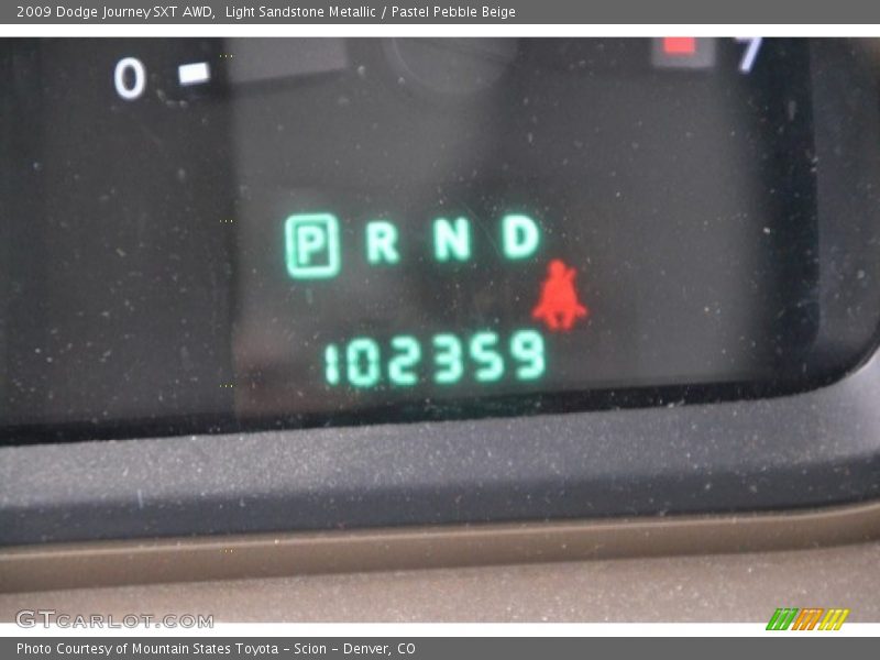 Light Sandstone Metallic / Pastel Pebble Beige 2009 Dodge Journey SXT AWD