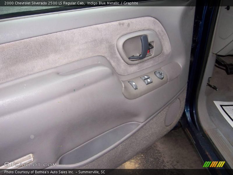 Indigo Blue Metallic / Graphite 2000 Chevrolet Silverado 2500 LS Regular Cab