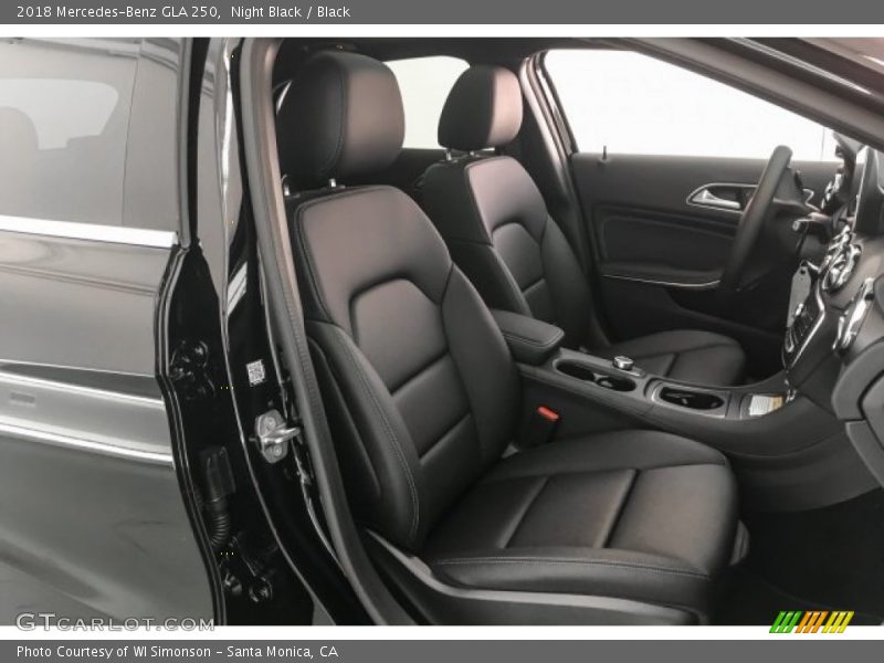 Night Black / Black 2018 Mercedes-Benz GLA 250