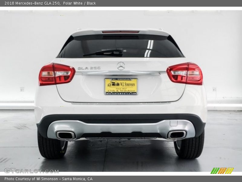 Polar White / Black 2018 Mercedes-Benz GLA 250