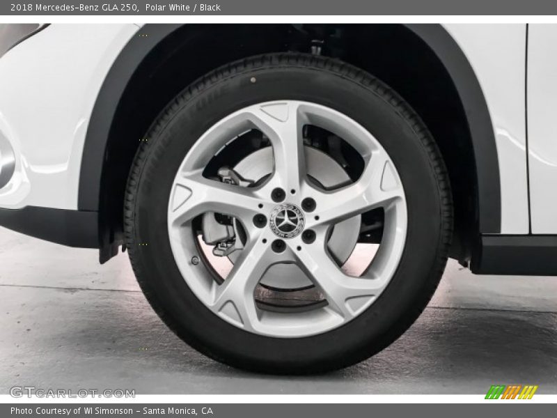 Polar White / Black 2018 Mercedes-Benz GLA 250