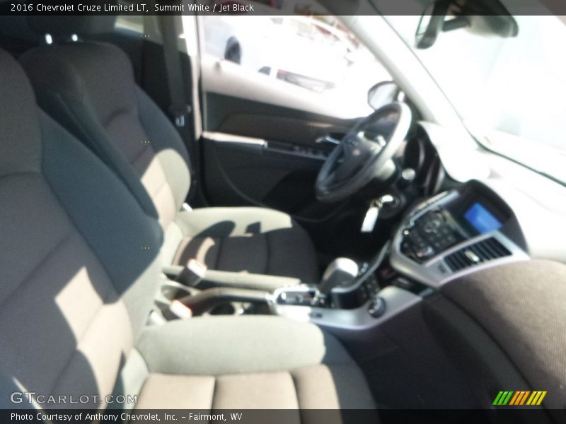 Summit White / Jet Black 2016 Chevrolet Cruze Limited LT