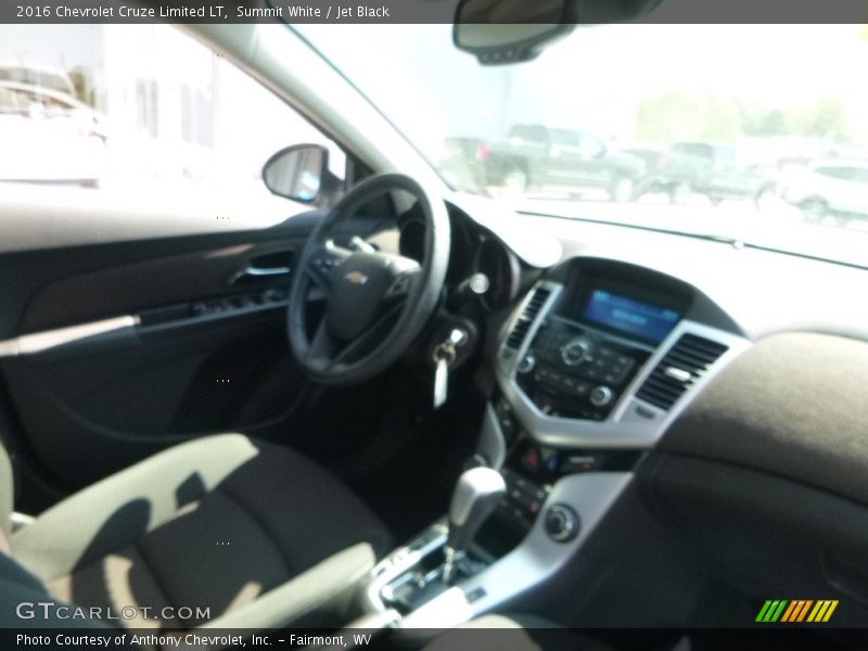 Summit White / Jet Black 2016 Chevrolet Cruze Limited LT