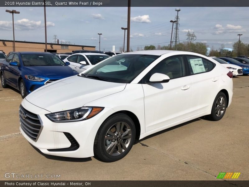 Quartz White Pearl / Beige 2018 Hyundai Elantra SEL