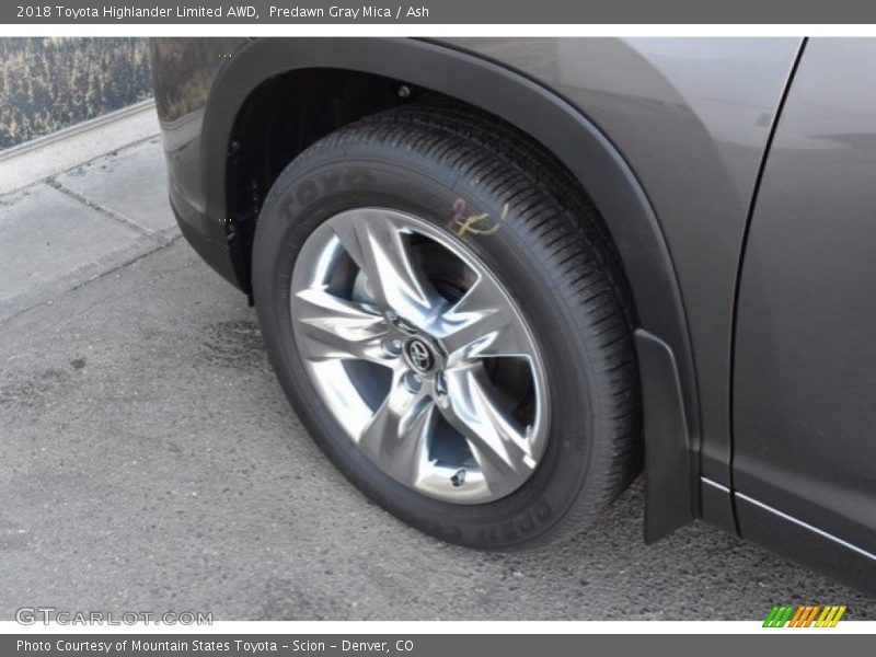 Predawn Gray Mica / Ash 2018 Toyota Highlander Limited AWD
