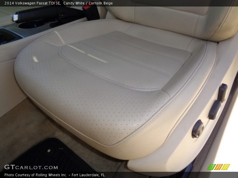 Candy White / Cornsilk Beige 2014 Volkswagen Passat TDI SE