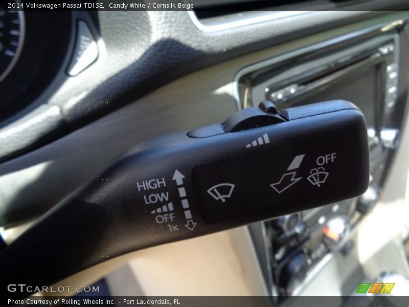 Candy White / Cornsilk Beige 2014 Volkswagen Passat TDI SE