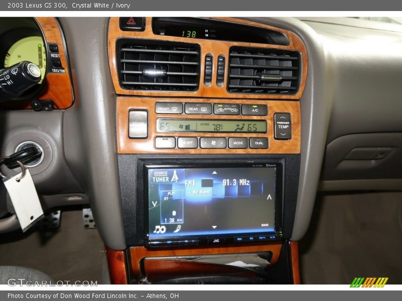 Crystal White / Ivory 2003 Lexus GS 300