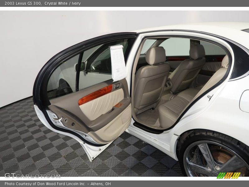 Crystal White / Ivory 2003 Lexus GS 300