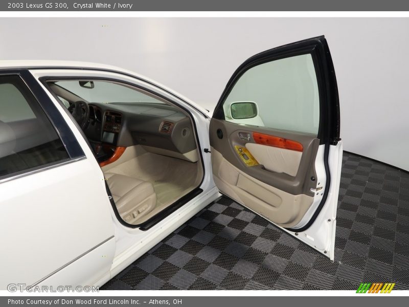Crystal White / Ivory 2003 Lexus GS 300