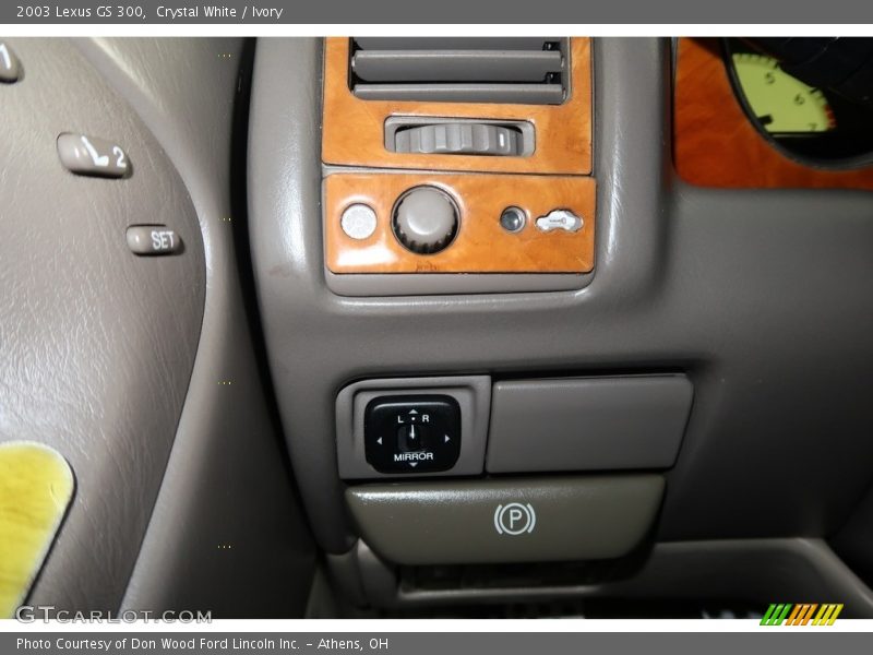 Crystal White / Ivory 2003 Lexus GS 300