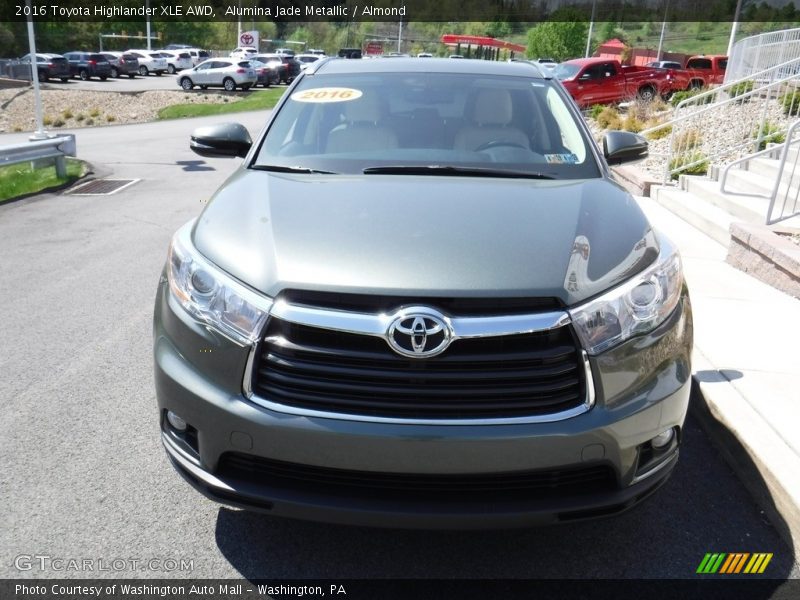 Alumina Jade Metallic / Almond 2016 Toyota Highlander XLE AWD