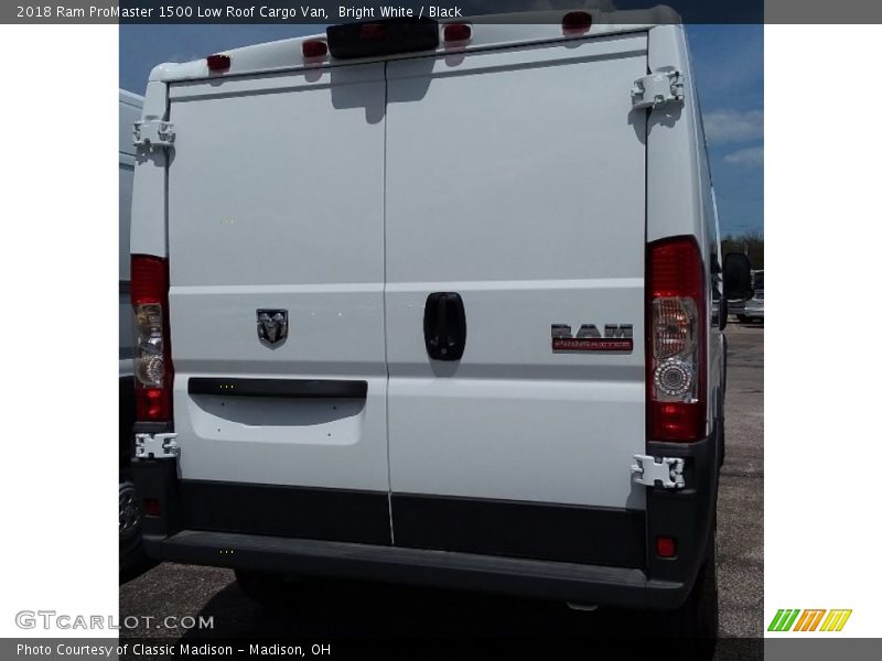 Bright White / Black 2018 Ram ProMaster 1500 Low Roof Cargo Van