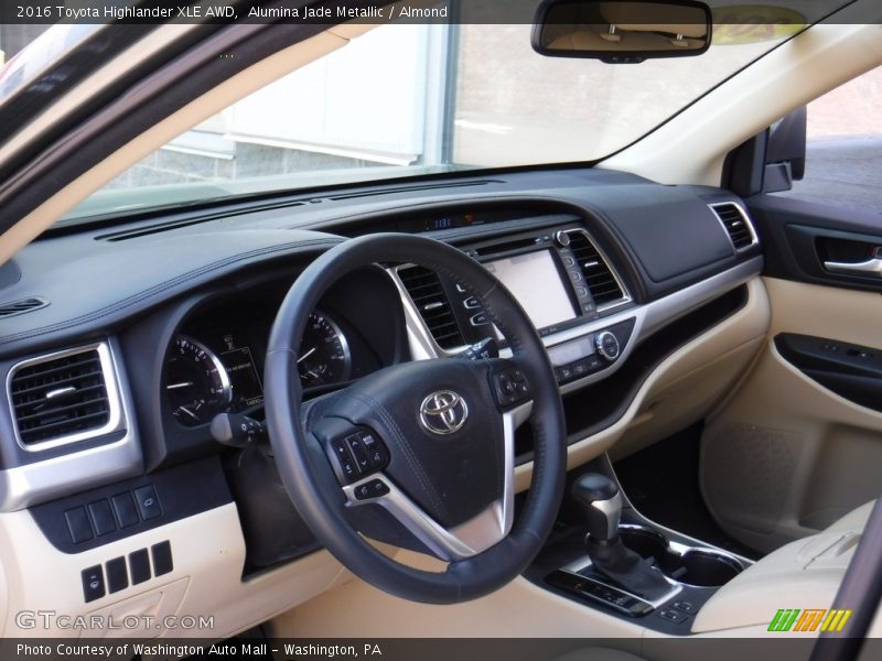 Alumina Jade Metallic / Almond 2016 Toyota Highlander XLE AWD