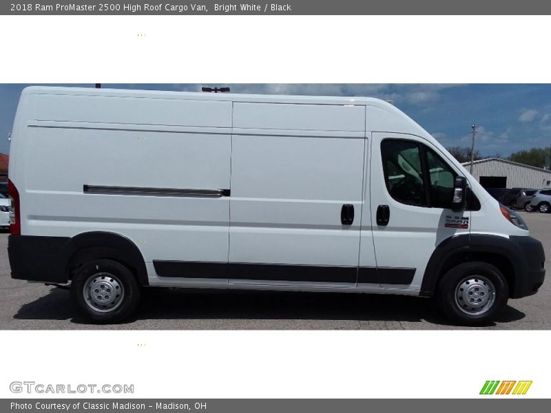 Bright White / Black 2018 Ram ProMaster 2500 High Roof Cargo Van