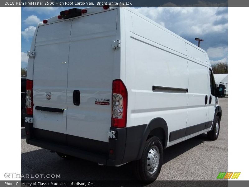 Bright White / Black 2018 Ram ProMaster 2500 High Roof Cargo Van