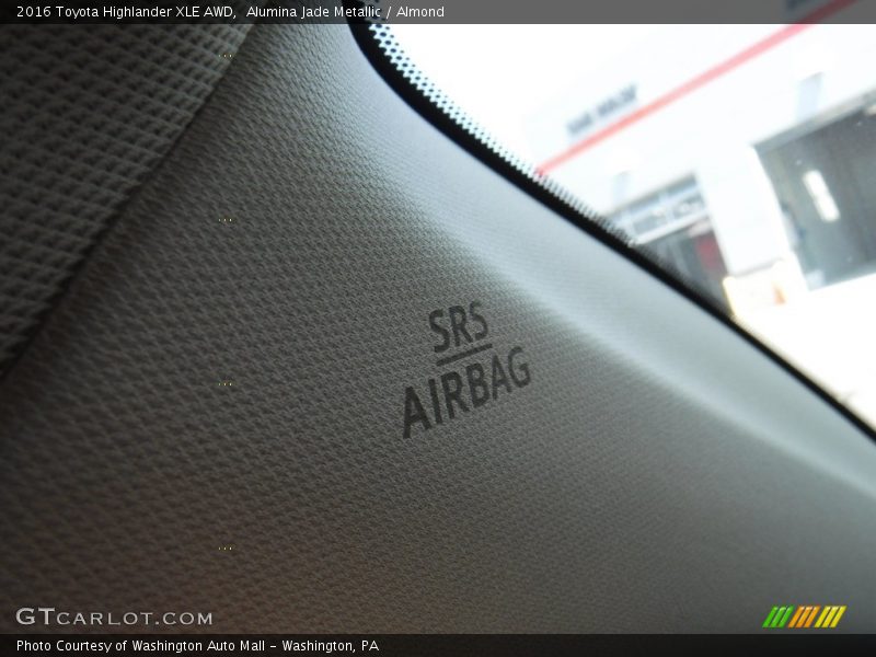 Alumina Jade Metallic / Almond 2016 Toyota Highlander XLE AWD