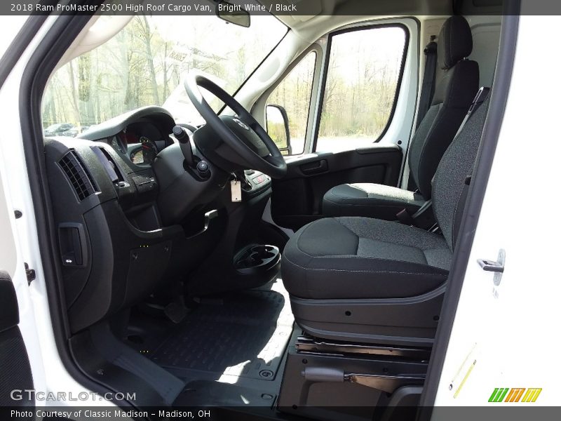 Bright White / Black 2018 Ram ProMaster 2500 High Roof Cargo Van