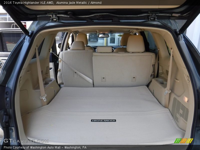 Alumina Jade Metallic / Almond 2016 Toyota Highlander XLE AWD