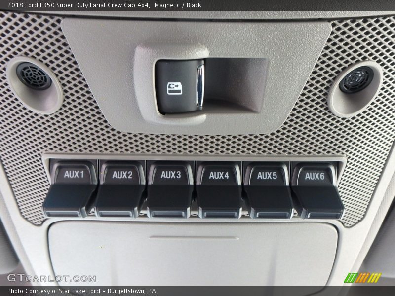 Magnetic / Black 2018 Ford F350 Super Duty Lariat Crew Cab 4x4