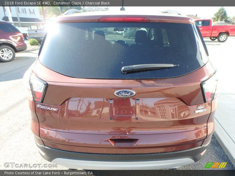 Cinnamon Glaze / Charcoal Black 2018 Ford Escape SE 4WD