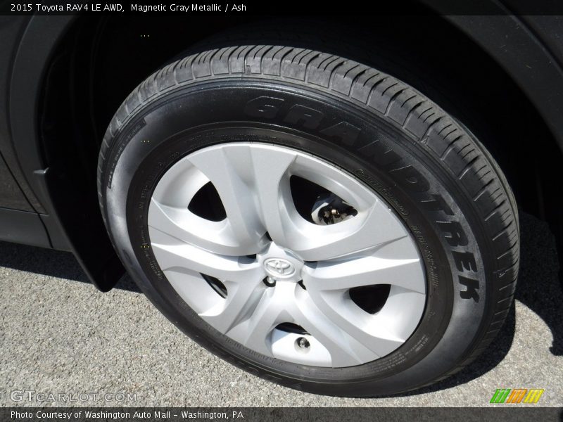 Magnetic Gray Metallic / Ash 2015 Toyota RAV4 LE AWD