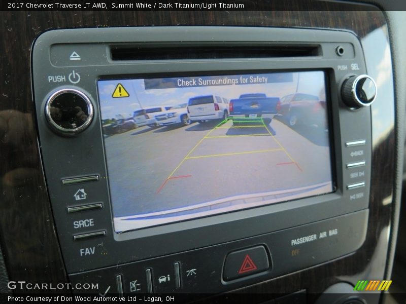 Summit White / Dark Titanium/Light Titanium 2017 Chevrolet Traverse LT AWD