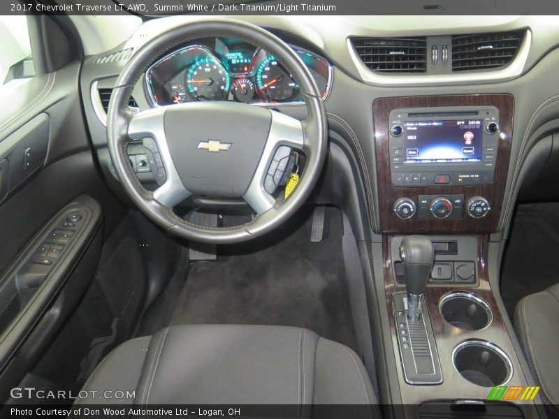 Summit White / Dark Titanium/Light Titanium 2017 Chevrolet Traverse LT AWD