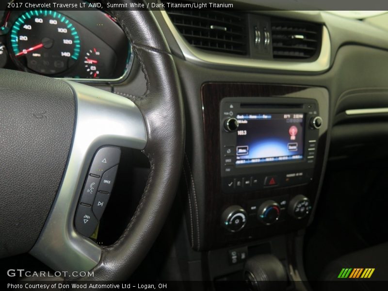 Summit White / Dark Titanium/Light Titanium 2017 Chevrolet Traverse LT AWD