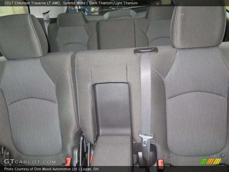 Summit White / Dark Titanium/Light Titanium 2017 Chevrolet Traverse LT AWD