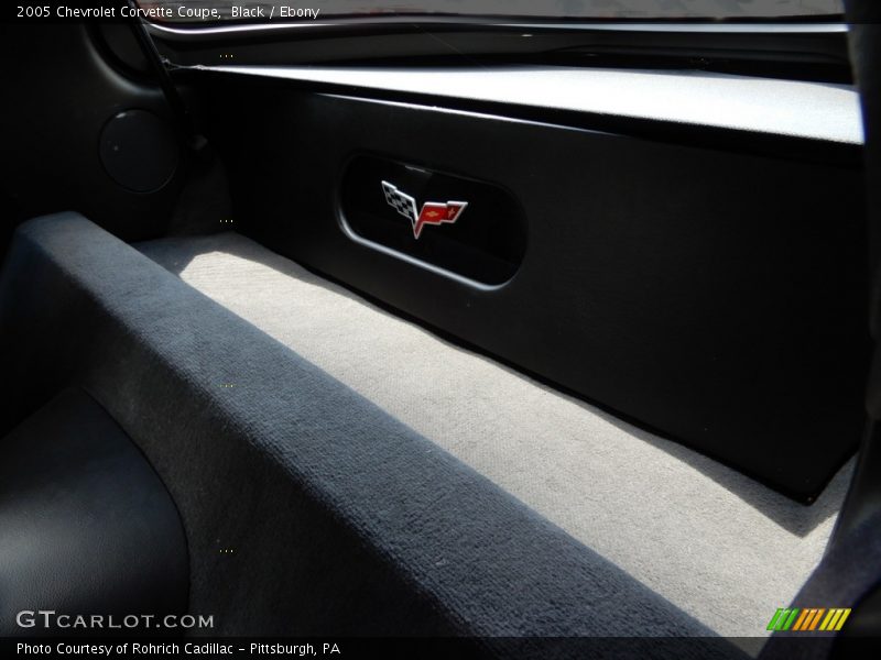 Black / Ebony 2005 Chevrolet Corvette Coupe