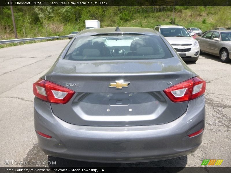 Satin Steel Gray Metallic / Jet Black 2018 Chevrolet Cruze LT