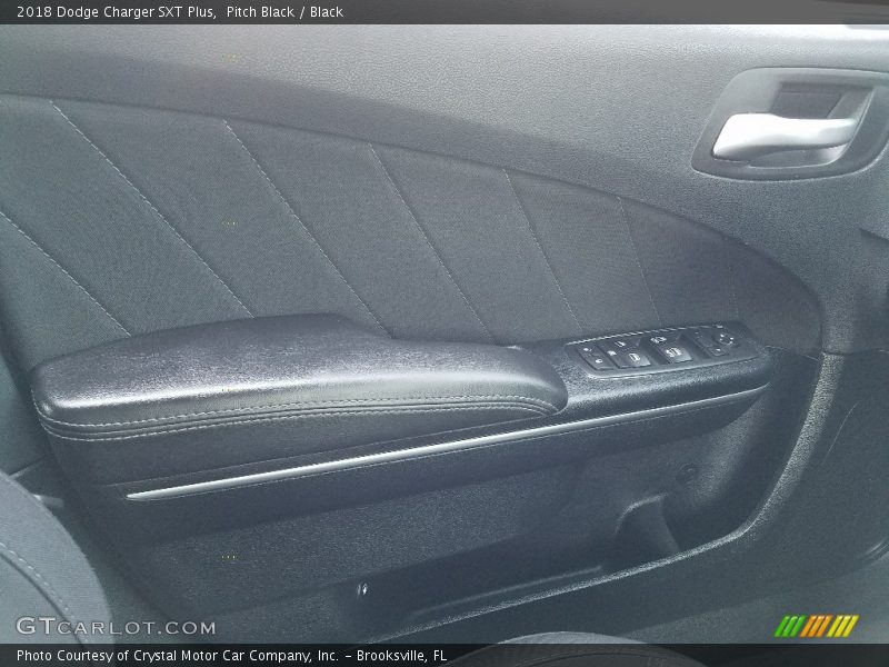 Pitch Black / Black 2018 Dodge Charger SXT Plus