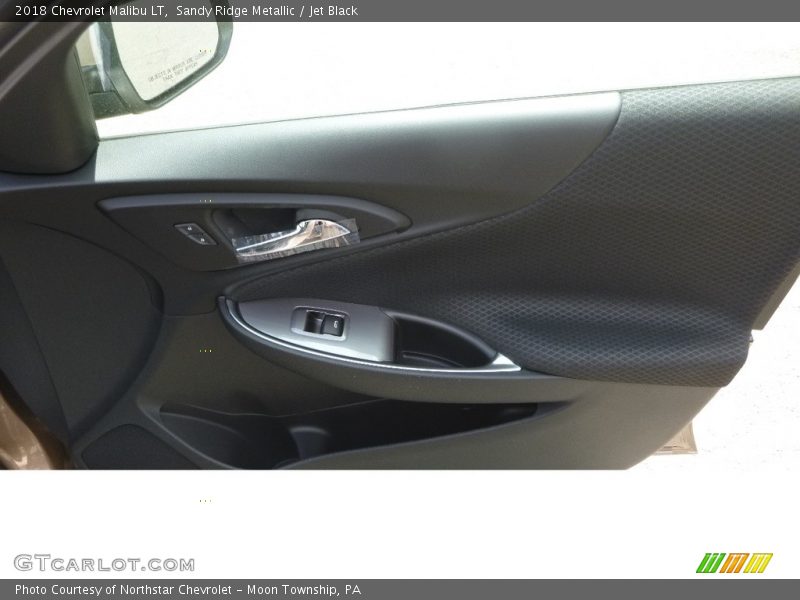Sandy Ridge Metallic / Jet Black 2018 Chevrolet Malibu LT