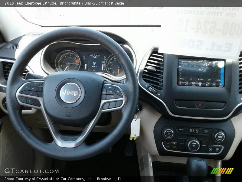 Bright White / Black/Light Frost Beige 2019 Jeep Cherokee Latitude