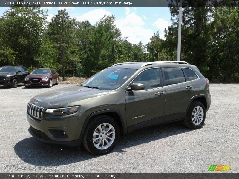 Olive Green Pearl / Black/Light Frost Beige 2019 Jeep Cherokee Latitude