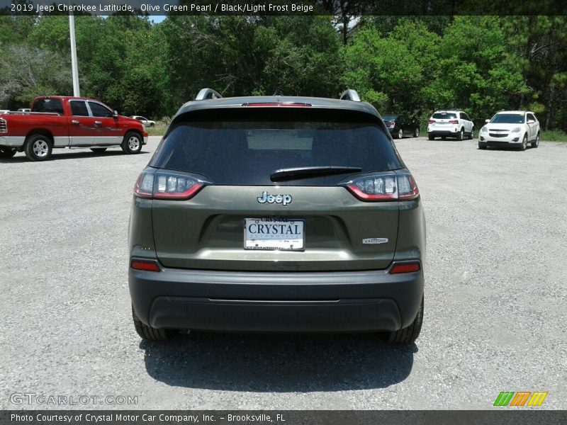 Olive Green Pearl / Black/Light Frost Beige 2019 Jeep Cherokee Latitude