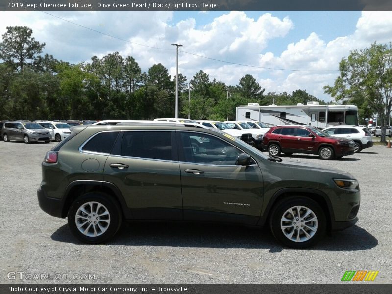 Olive Green Pearl / Black/Light Frost Beige 2019 Jeep Cherokee Latitude