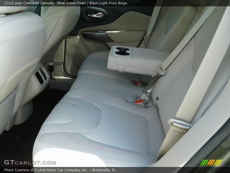 Olive Green Pearl / Black/Light Frost Beige 2019 Jeep Cherokee Latitude