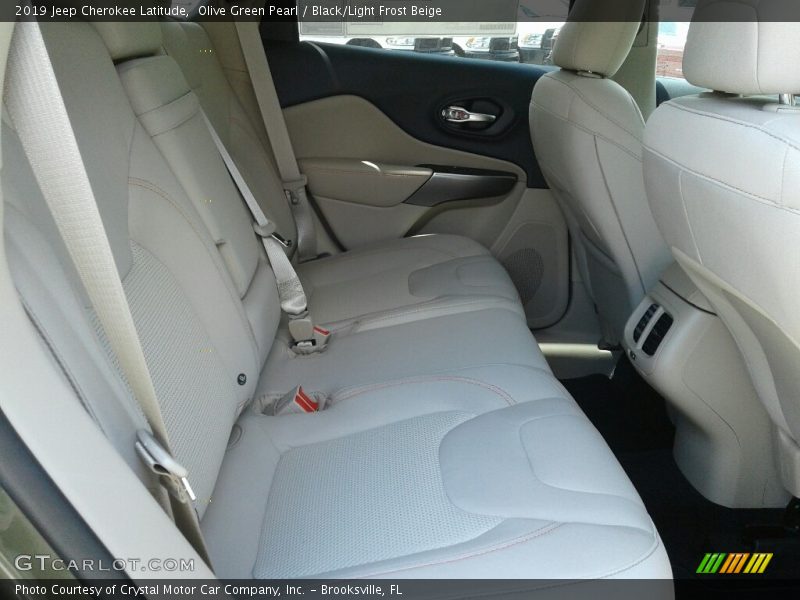 Olive Green Pearl / Black/Light Frost Beige 2019 Jeep Cherokee Latitude