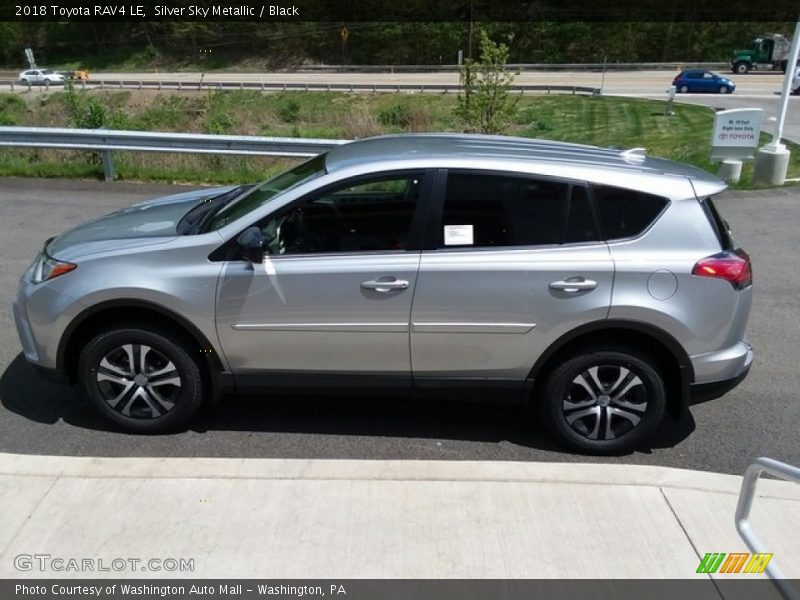 Silver Sky Metallic / Black 2018 Toyota RAV4 LE